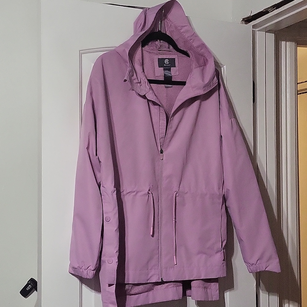 WOMENS CHAMPION LILAC RAIN JACKET WITH HOODIE SIZE M